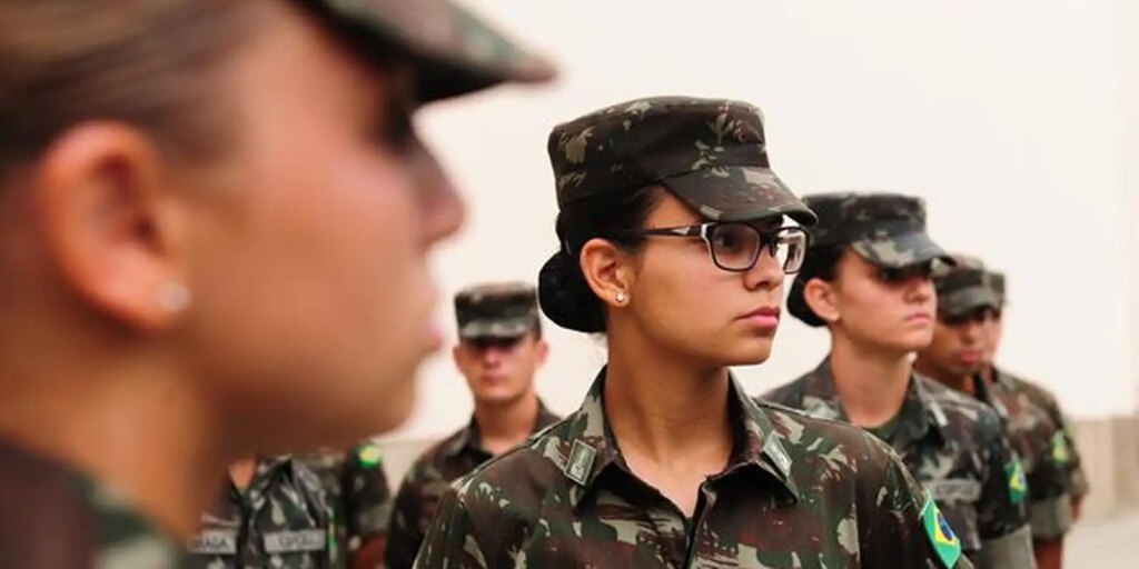 exercito-inicia-no-rio-incorporacao-da-1a-turma-de-mulheres-recrutas