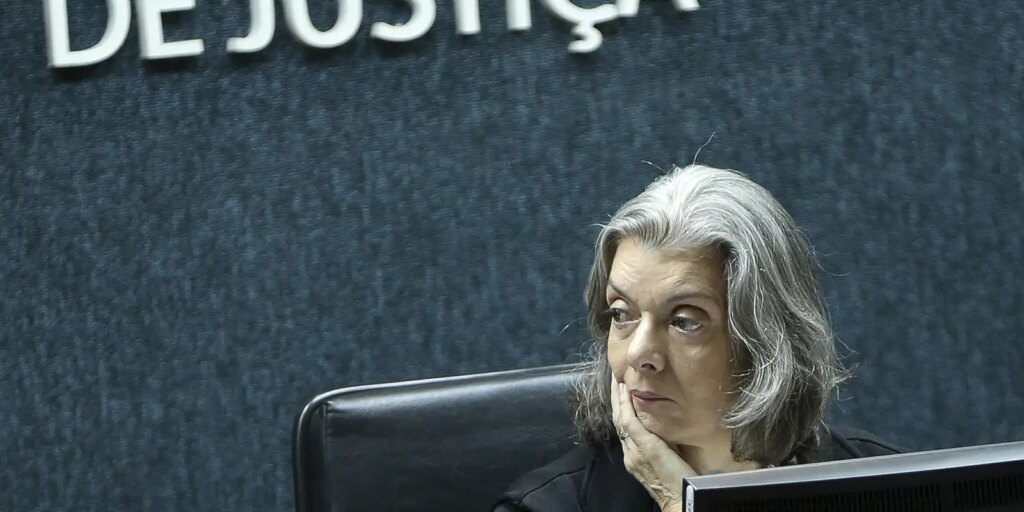 carmen-lucia-vota-por-derrubar-flexibilizacao-da-lei-da-ficha-limpa 