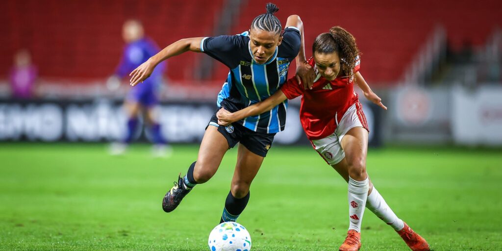 nos-penaltis,-inter-elimina-gremio-e-segue-na-copa-do-brasil-feminina