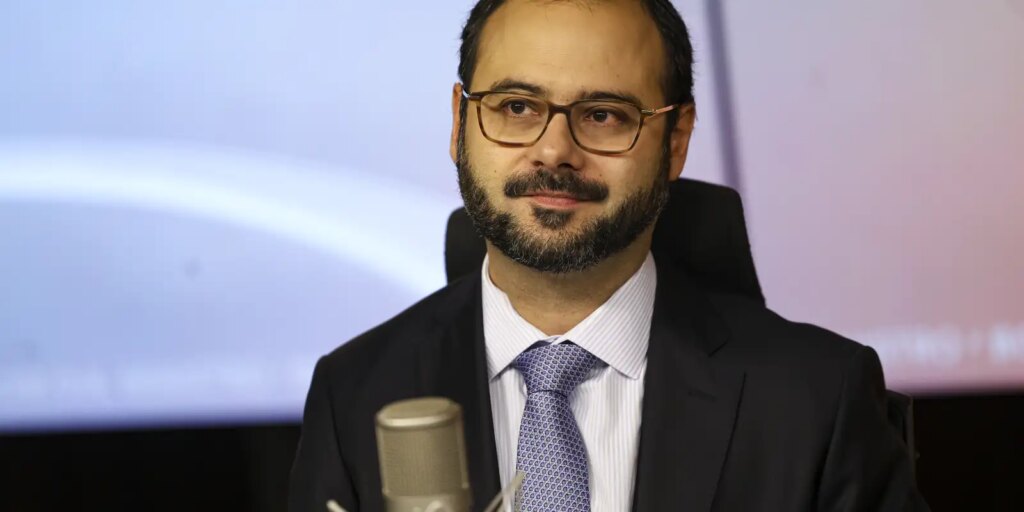 governo-avalia-aumento-de-contratacao-pelo-mei-com-o-fim-da-6×1