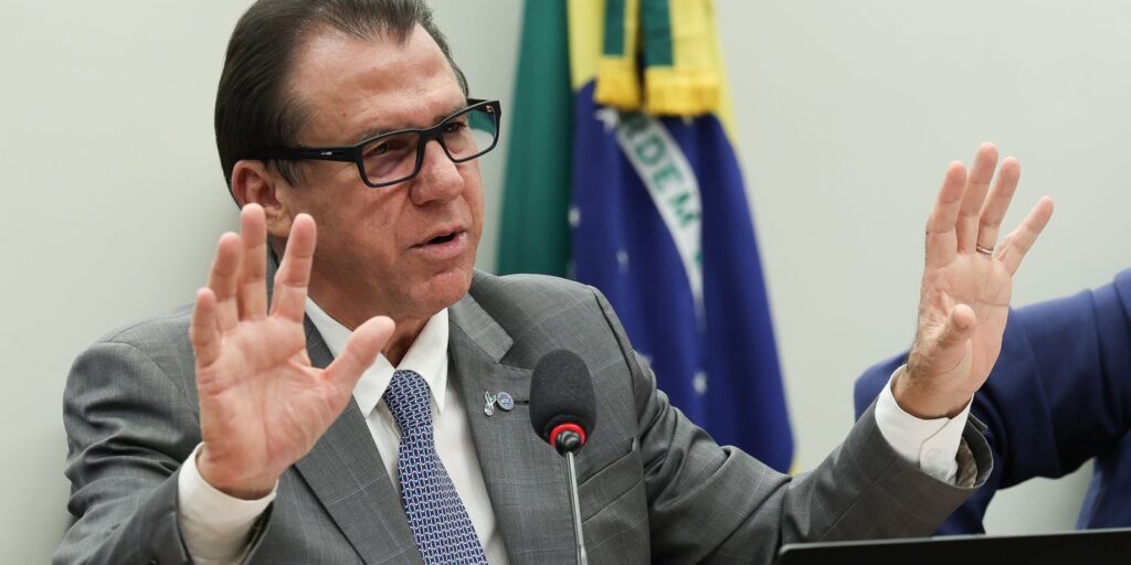 ministerio-do-trabalho-atualiza-normas-de-trabalho-com-eletricidade