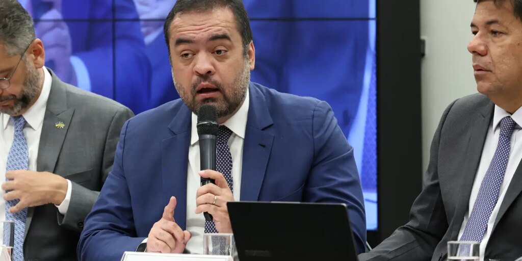 tse-mantem-condenacao-de-claudio-castro-a-inelegibilidade
