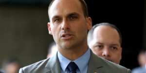 pgr-defende-condenacao-de-eduardo-bolsonaro-no-processo-do-tarifaco