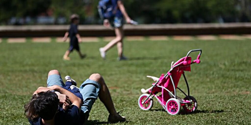 pais-estao-menos-presentes-na-criacao-de-filhos,-aponta-estudo