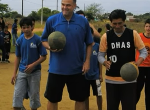 projeto-que-oscar-schmidt-viabilizou-vence-torneio-escolar-nacional