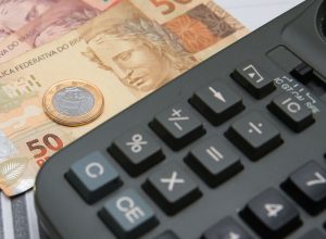 rendimento-dos-mais-ricos-e-13,8-vezes-maior-que-o-dos-mais-pobres