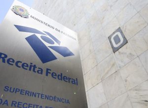 receita-classifica-mais-17-empresas-como-devedoras-contumazes